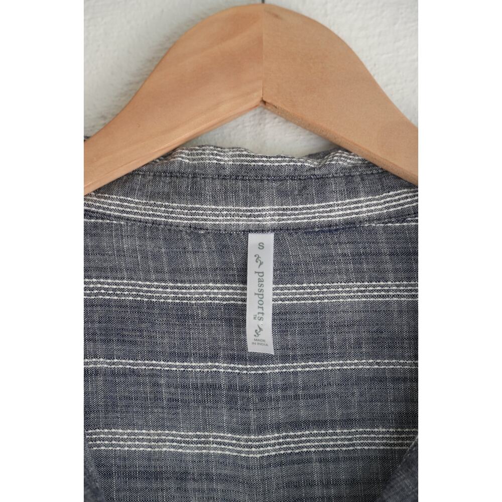 Passports Gray & White Striped Tunic Dress with Roll-Tab Sleeves Size Small - Picture 3 of 6